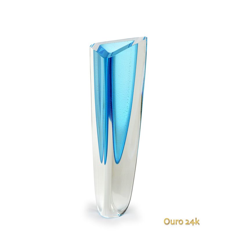 tri-02-AM-Ouro