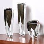 Vaso Triangular nº 2 Preto com Ouro Murano Cristais Cadoro