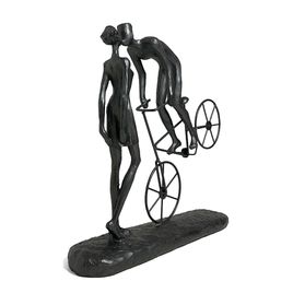 Escultura Casal na Bicicleta Cinza-Chumbo