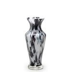 vasinho-77-multicor-preto-e-branco